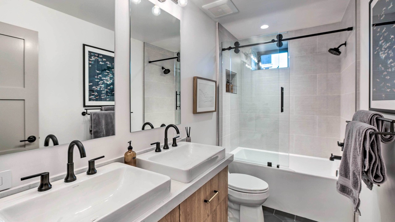 Photo of Bathroom in Kings Beach
