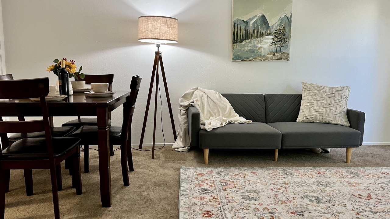 Photo of Livingroom in Burlingame