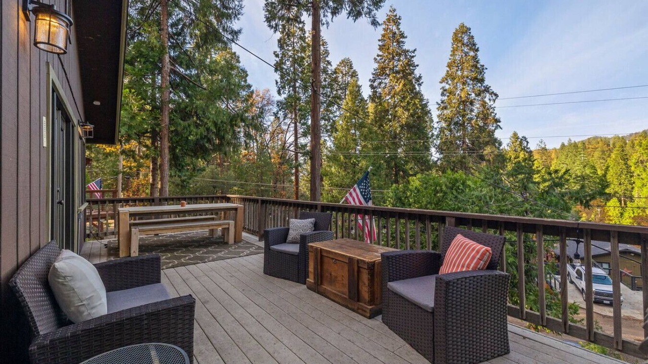 Photo of Patio Balcony in Twain Harte
