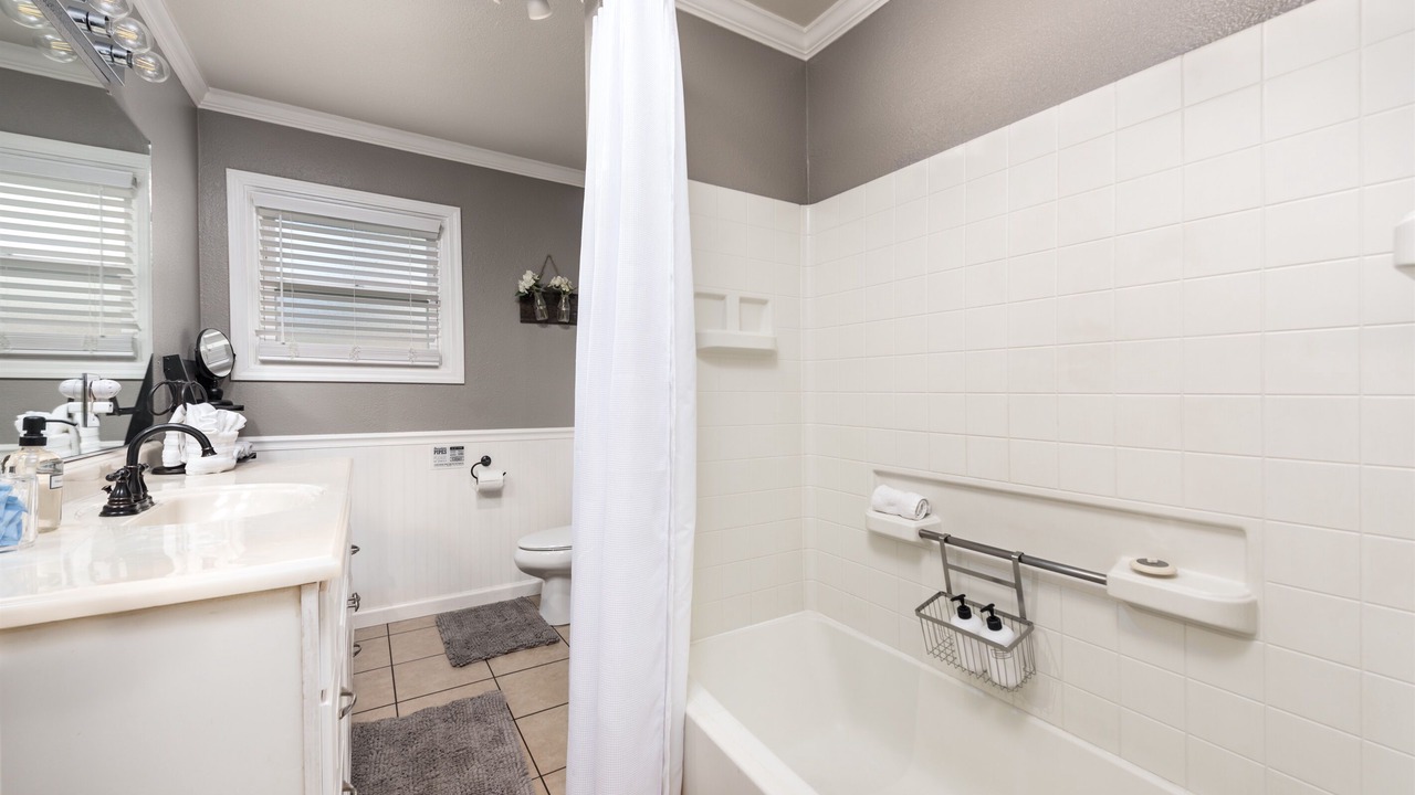 Photo of Bathroom in Lodi