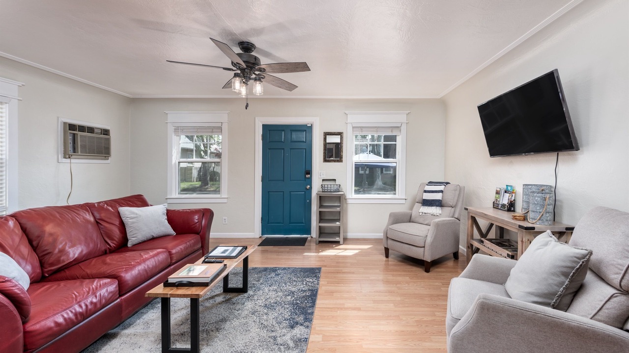 Photo of Livingroom in Lodi