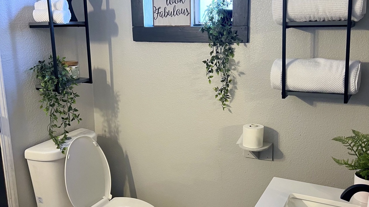 Photo of Bathroom in Springville