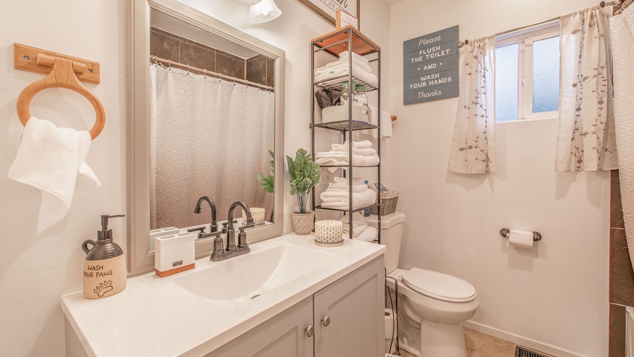 Photo of Bathroom in Woodlands