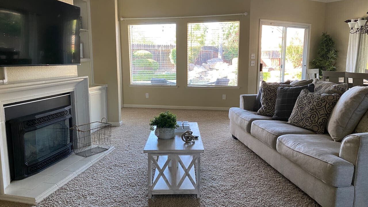 Photo of Livingroom in Raisin