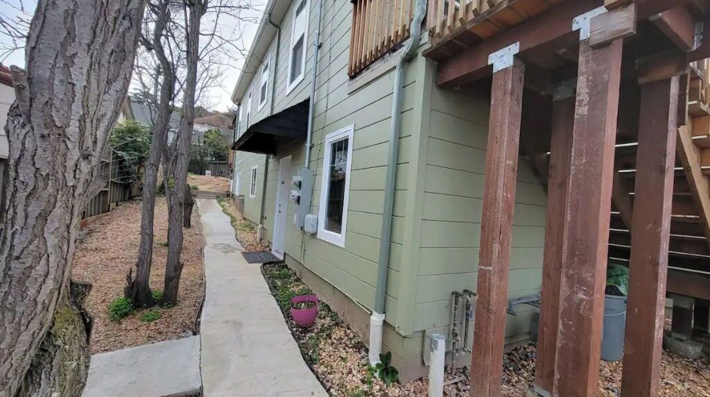 Photo of Outdoor in Crockett