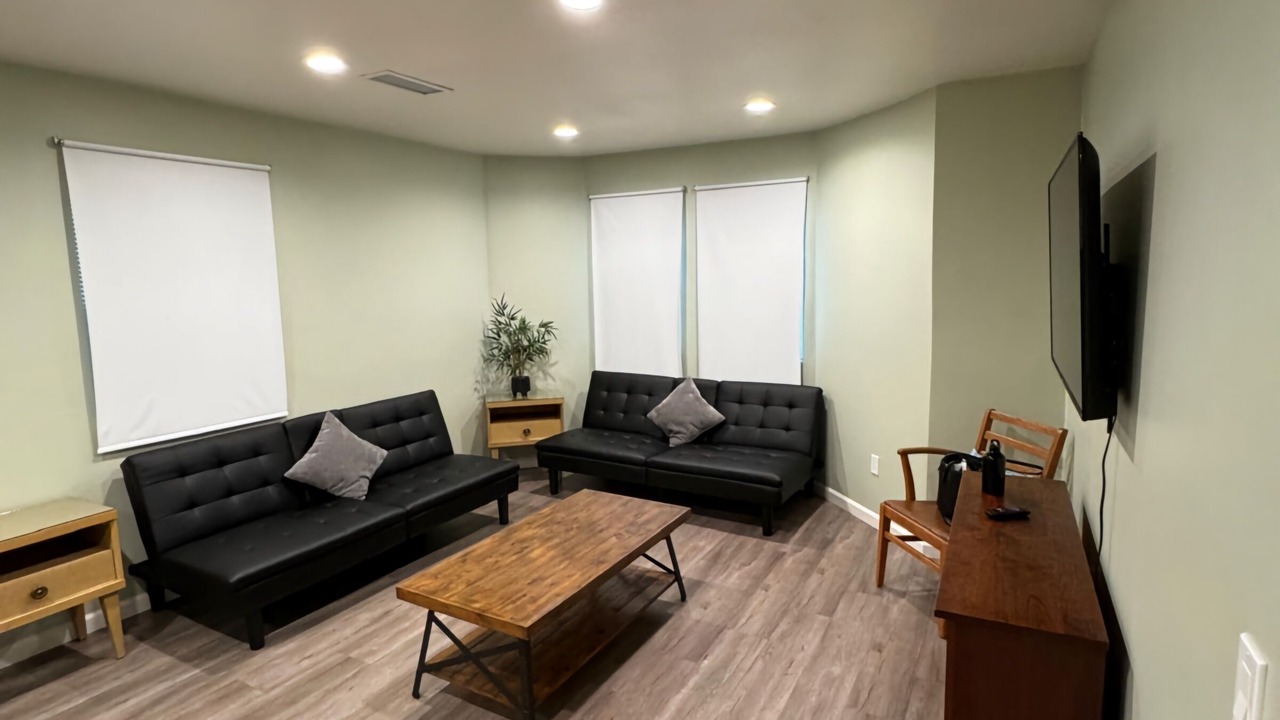Photo of Livingroom in Crockett