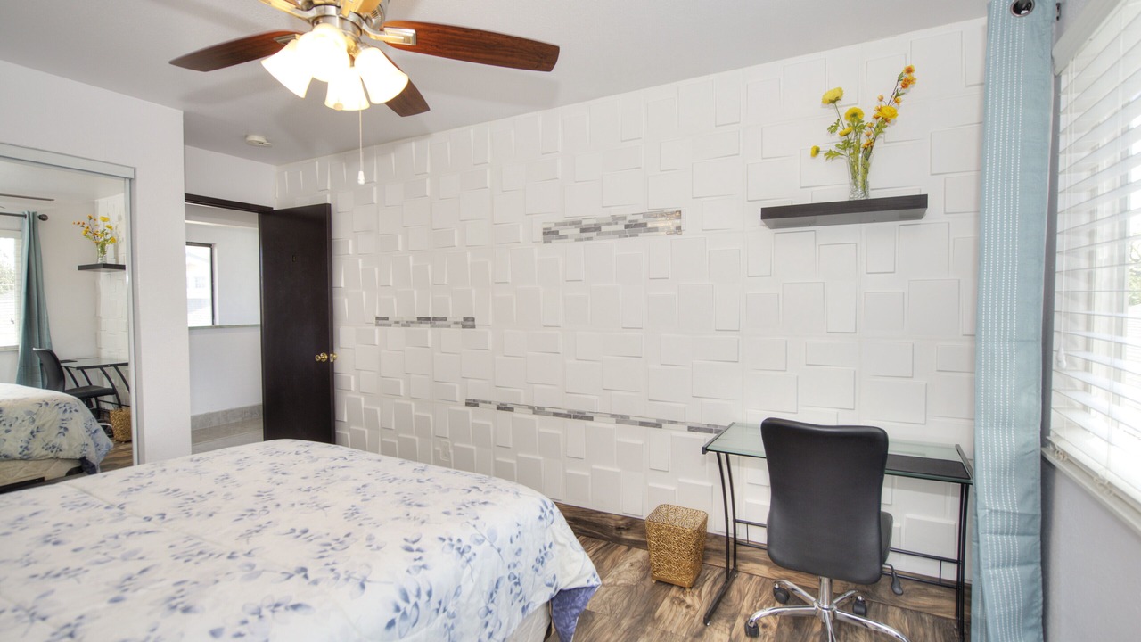 Photo of Bedroom in Burbank