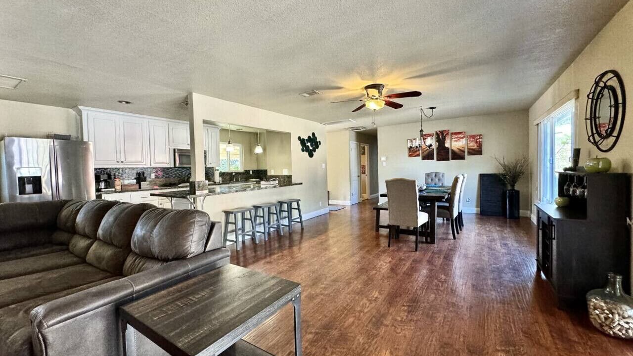 Photo of Livingroom in Diamond Springs