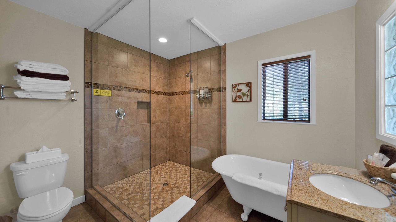 Photo of Bathroom in O'Brien