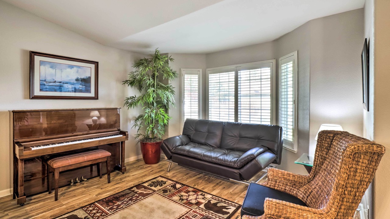 Photo of Livingroom in Reno