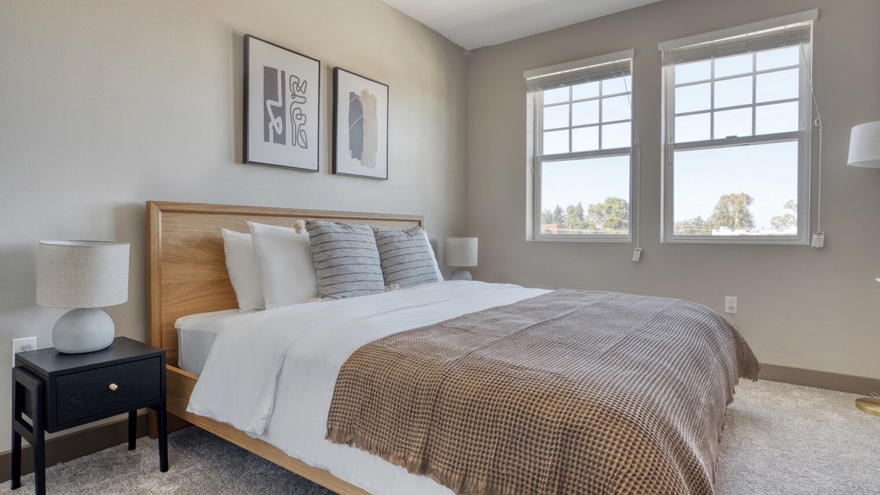 Photo of Bedroom in Burlingame