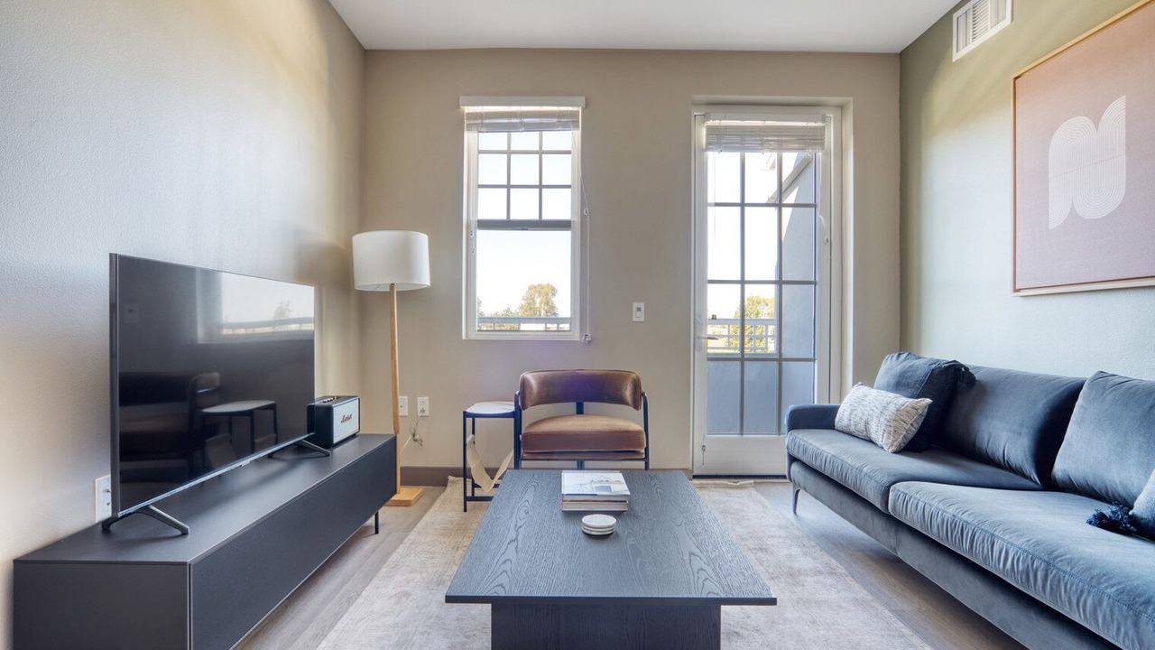 Photo of Livingroom in Burlingame