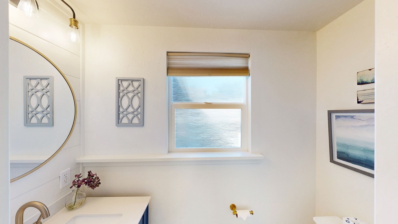 Photo of Bathroom in Park Hill