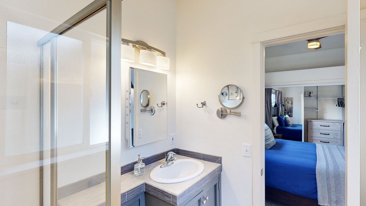 Photo of Bathroom in Park Hill