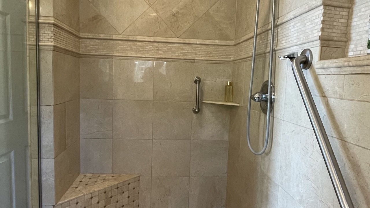Photo of Bathroom in Marine Terrace