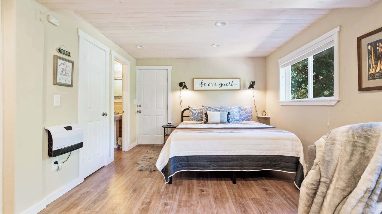 Photo of Bathroom in Sugar Pine