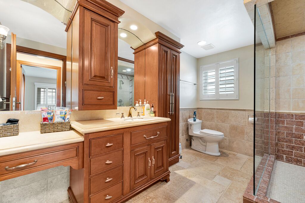 Photo of Bathroom in Hollywood Beach
