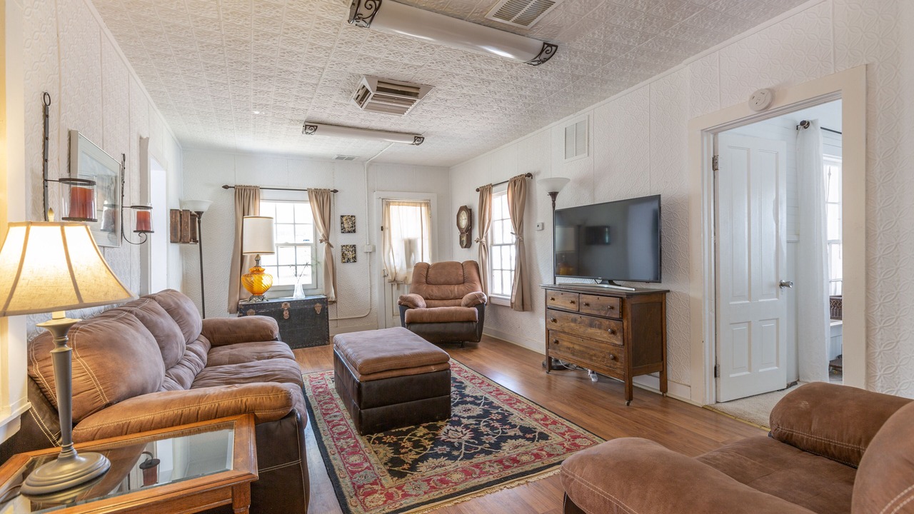 Photo of Livingroom in Randsburg