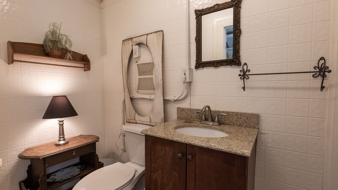 Photo of Bathroom in Randsburg