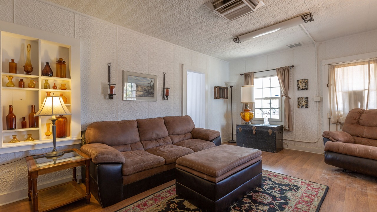 Photo of Livingroom in Randsburg