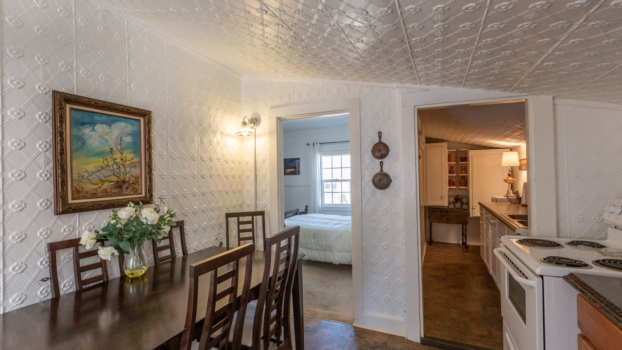Photo of Bedroom in Randsburg