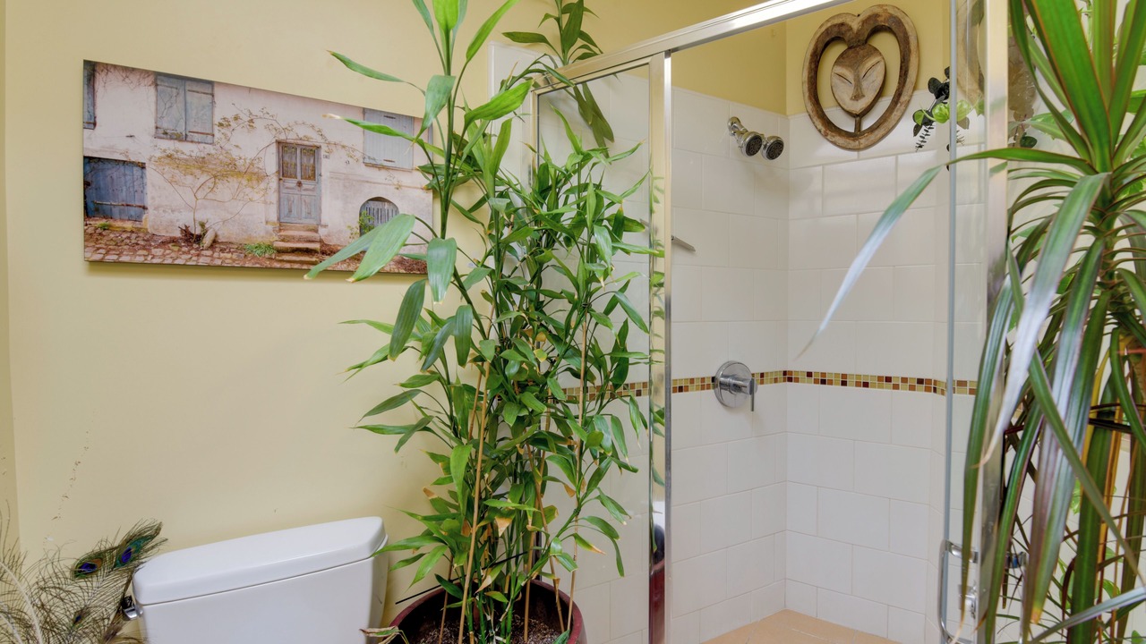 Photo of Bathroom in Longfellow