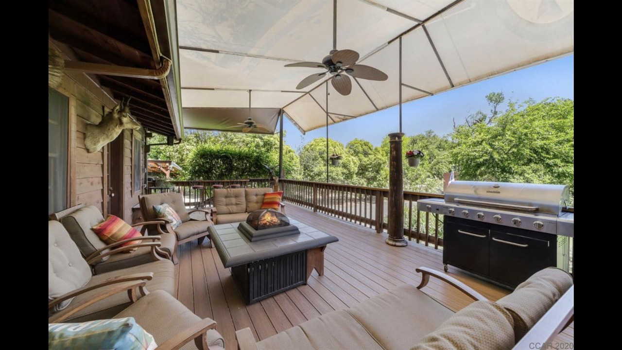 Photo of Patio Balcony in Knights Ferry