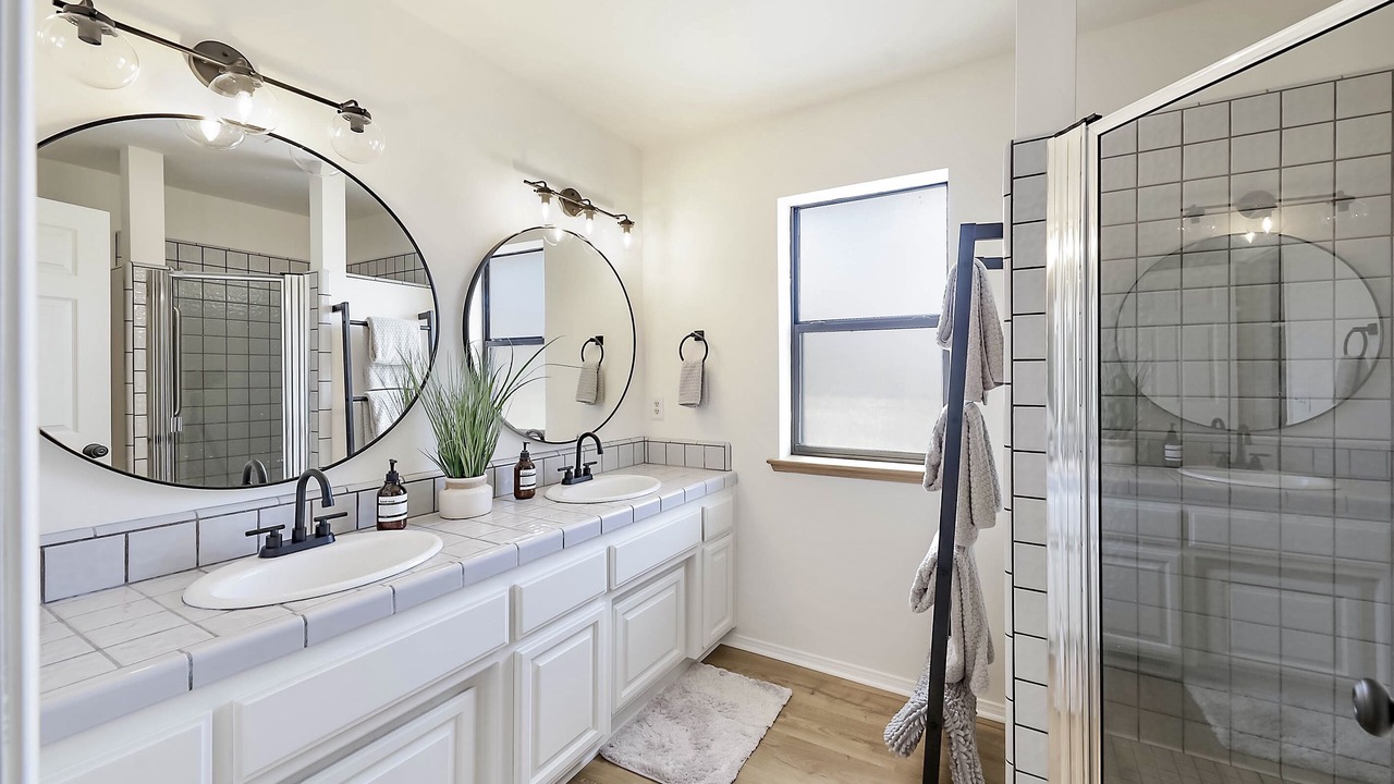 Photo of Bathroom in Stallion Springs