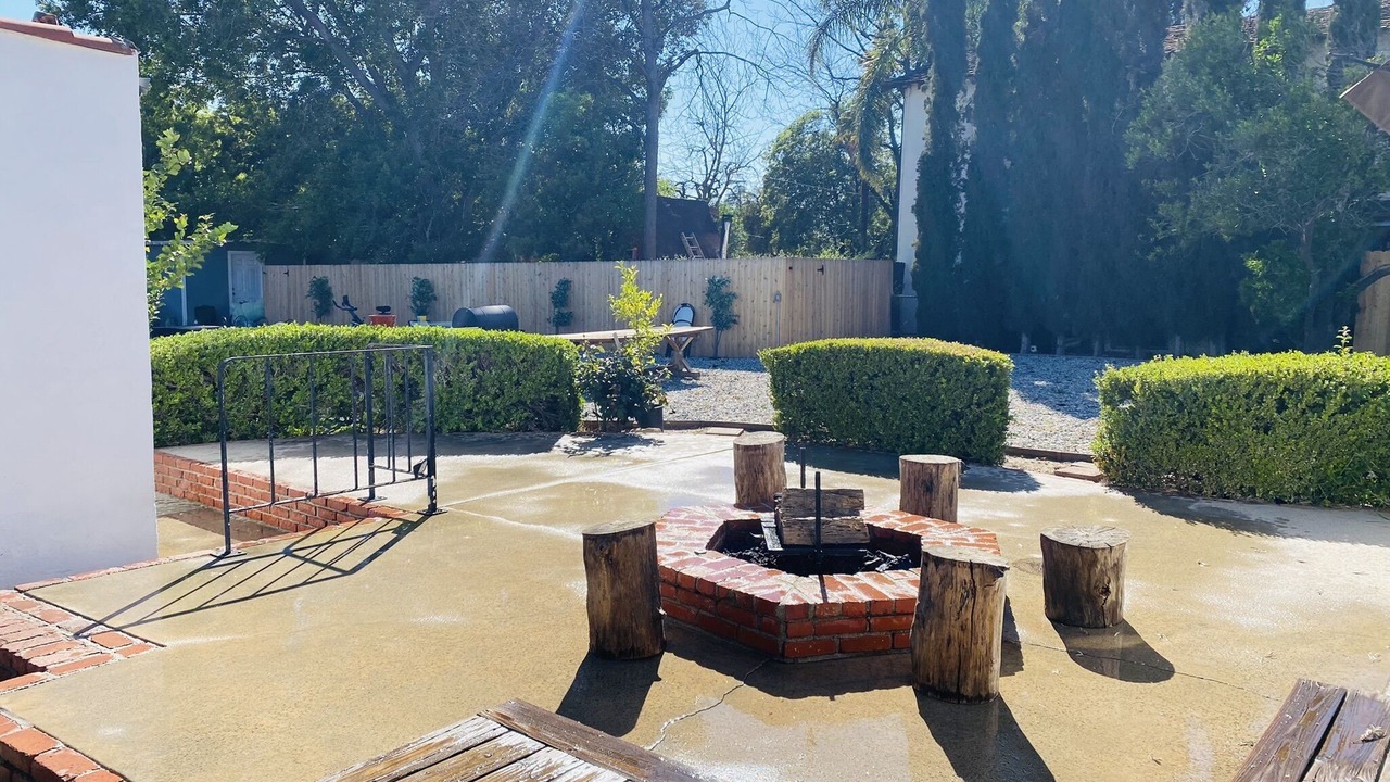 Photo of Outdoor in Granada Hills South