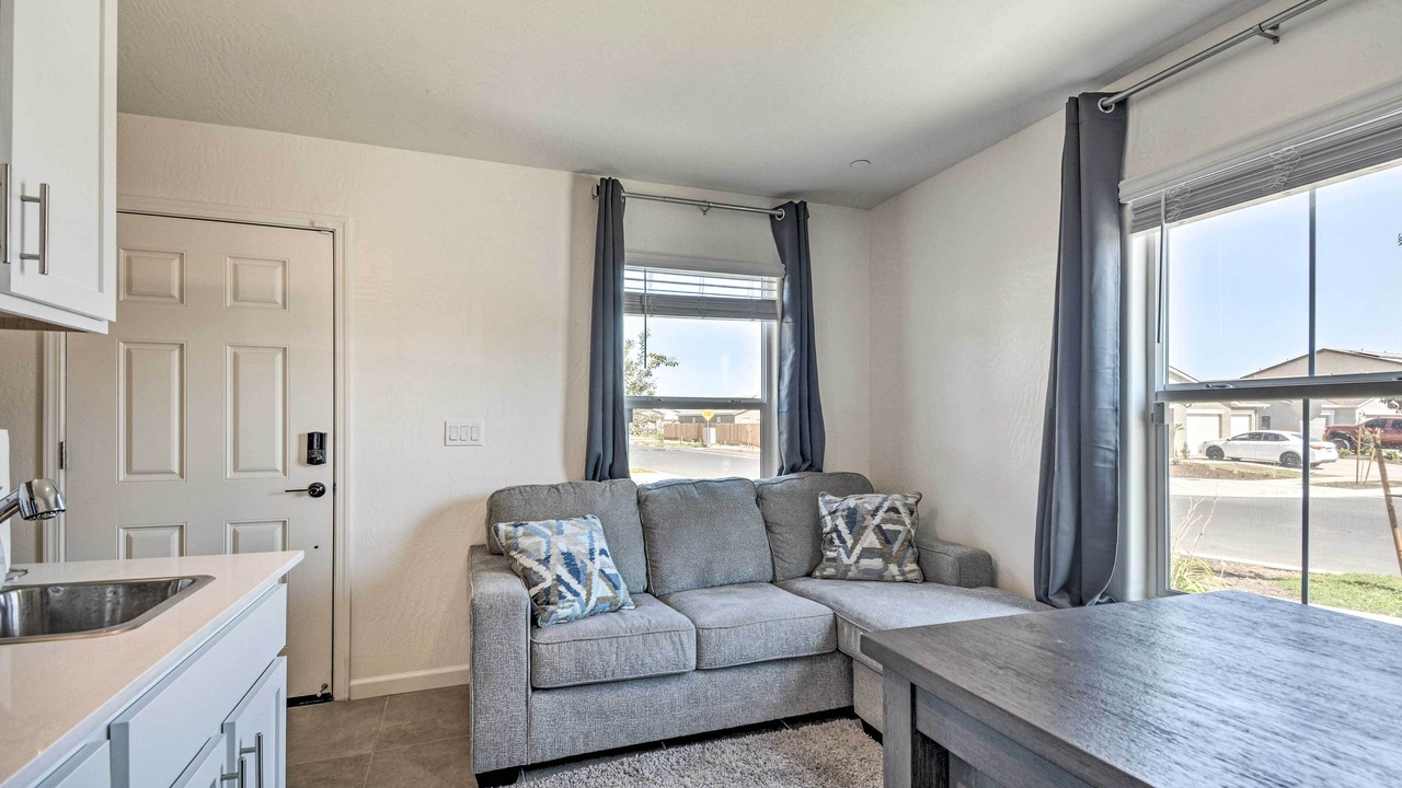 Photo of Livingroom in Los Banos