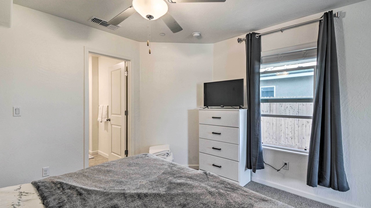 Photo of Bedroom in Los Banos