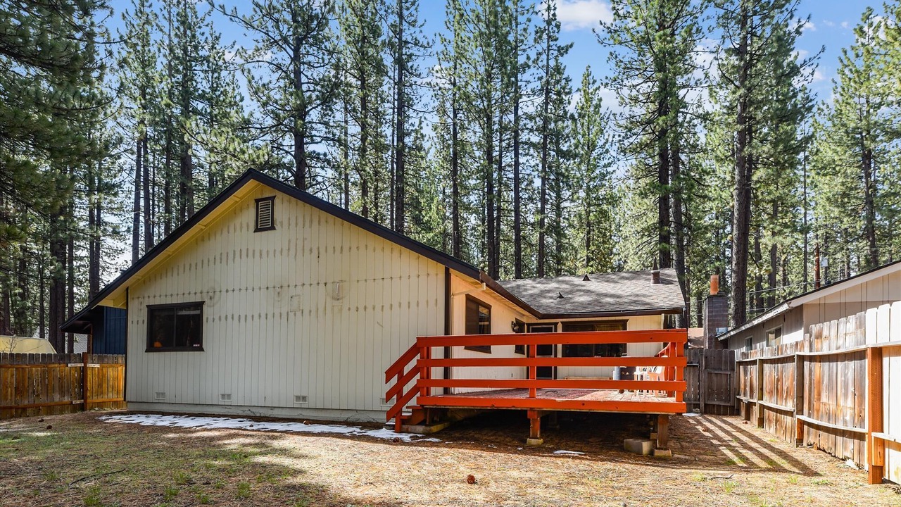 Photo of Outdoor in Black Bart