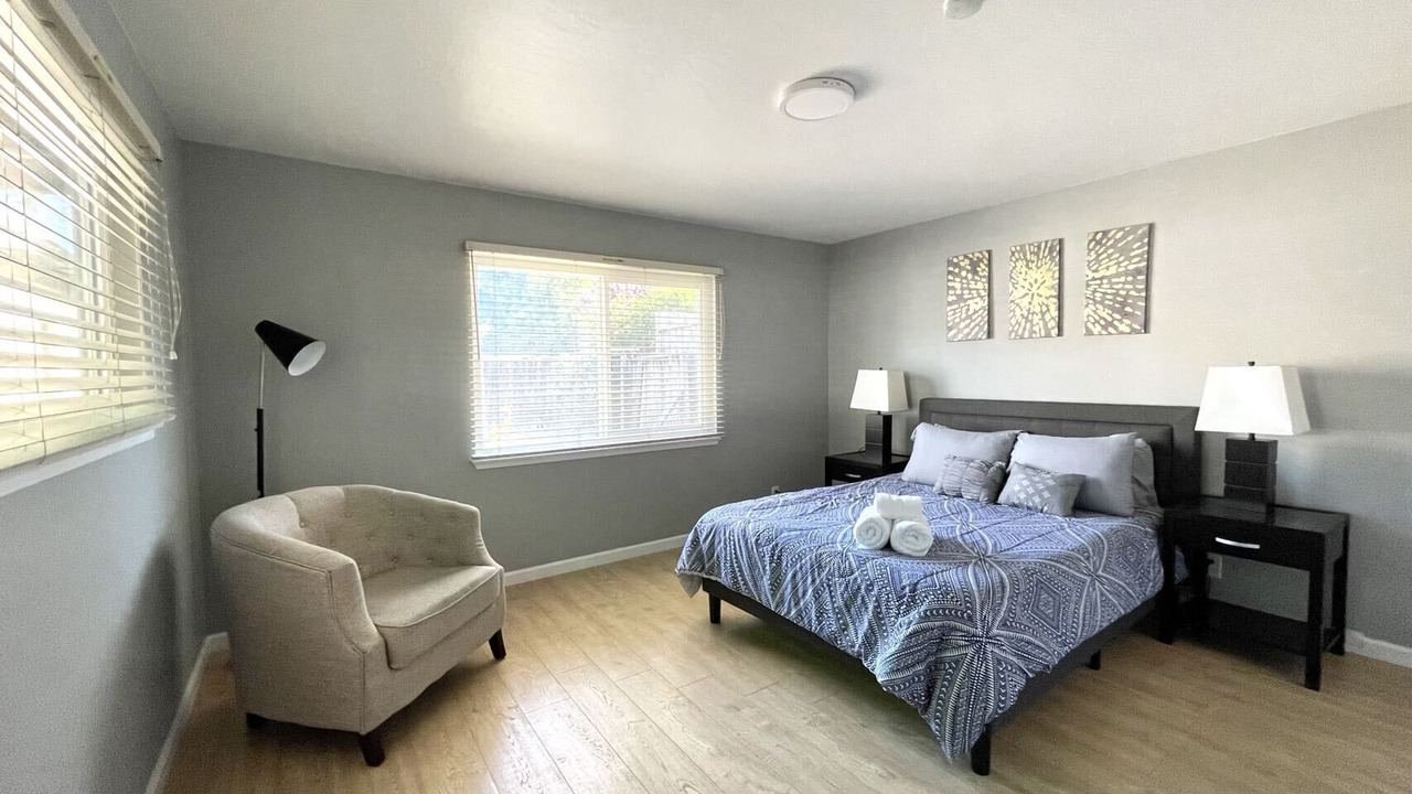 Photo of Bedroom in Northside
