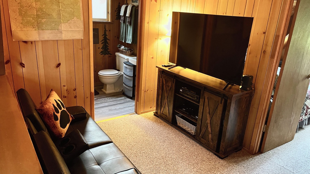 Photo of Livingroom in Mi-Wuk Village