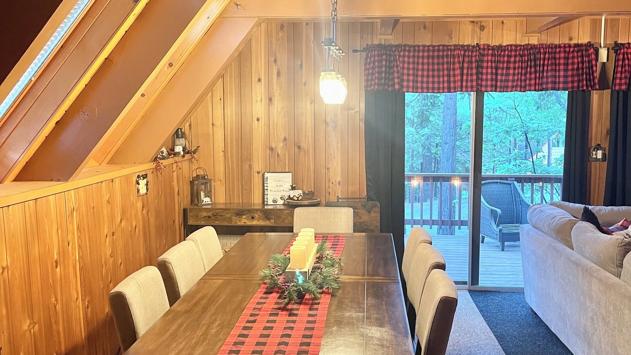 Photo of Livingroom in Mi-Wuk Village