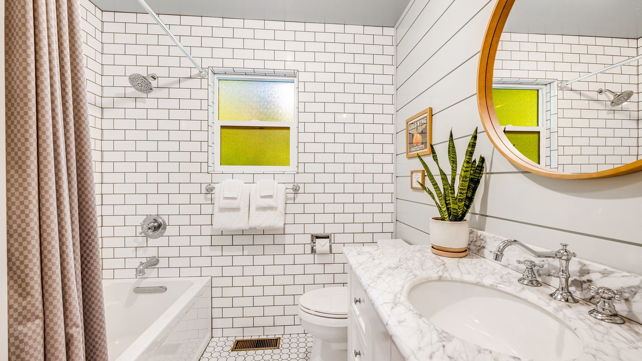 Photo of Bathroom in Cazadero