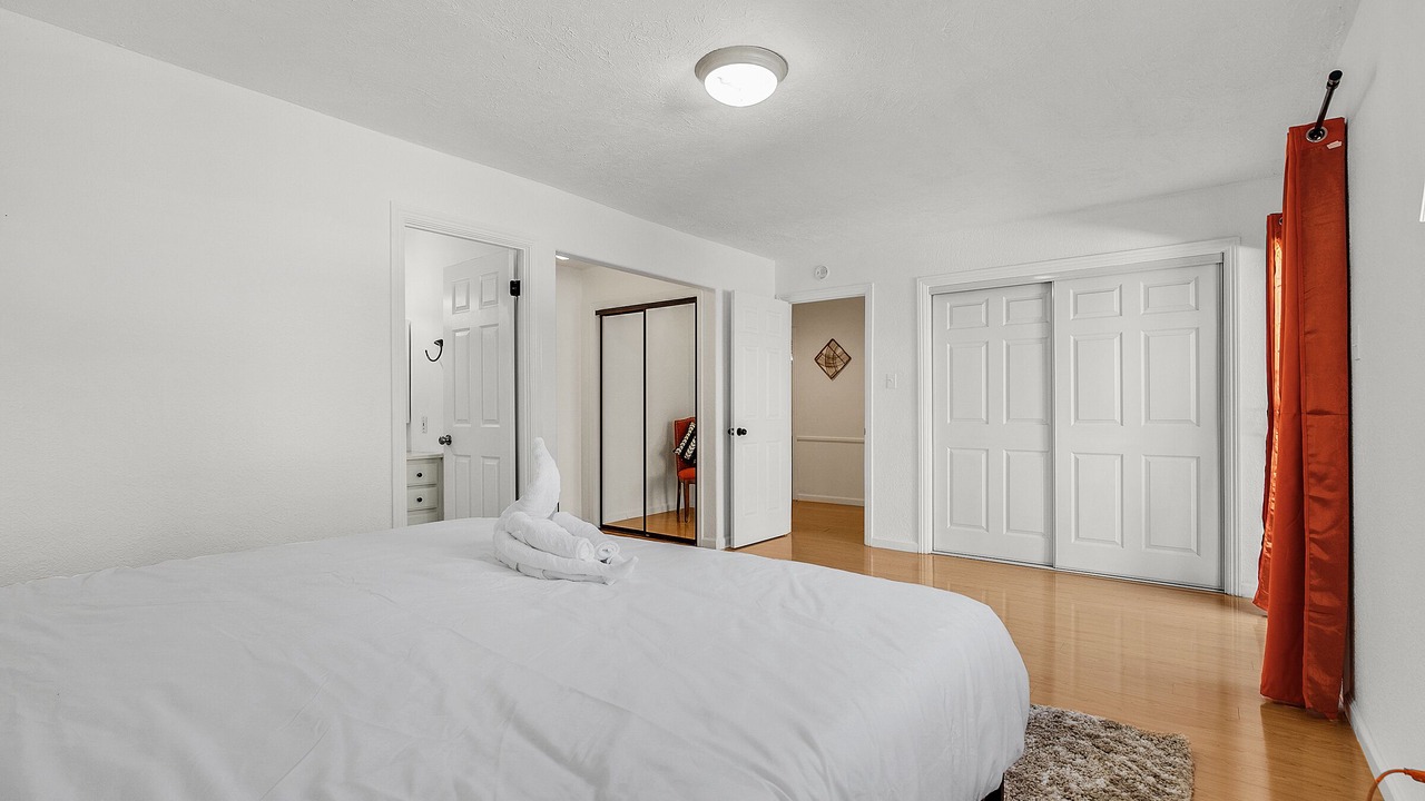 Photo of Bedroom in Castro Valley