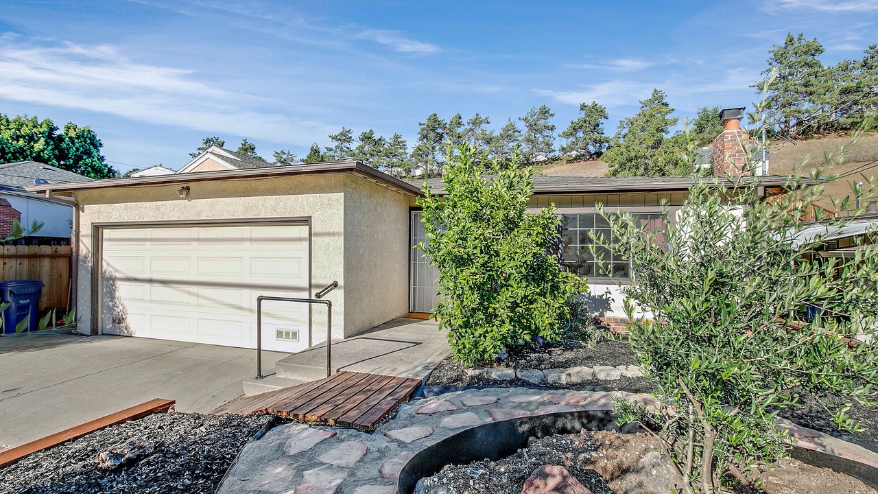 Photo of Outdoor in Castro Valley