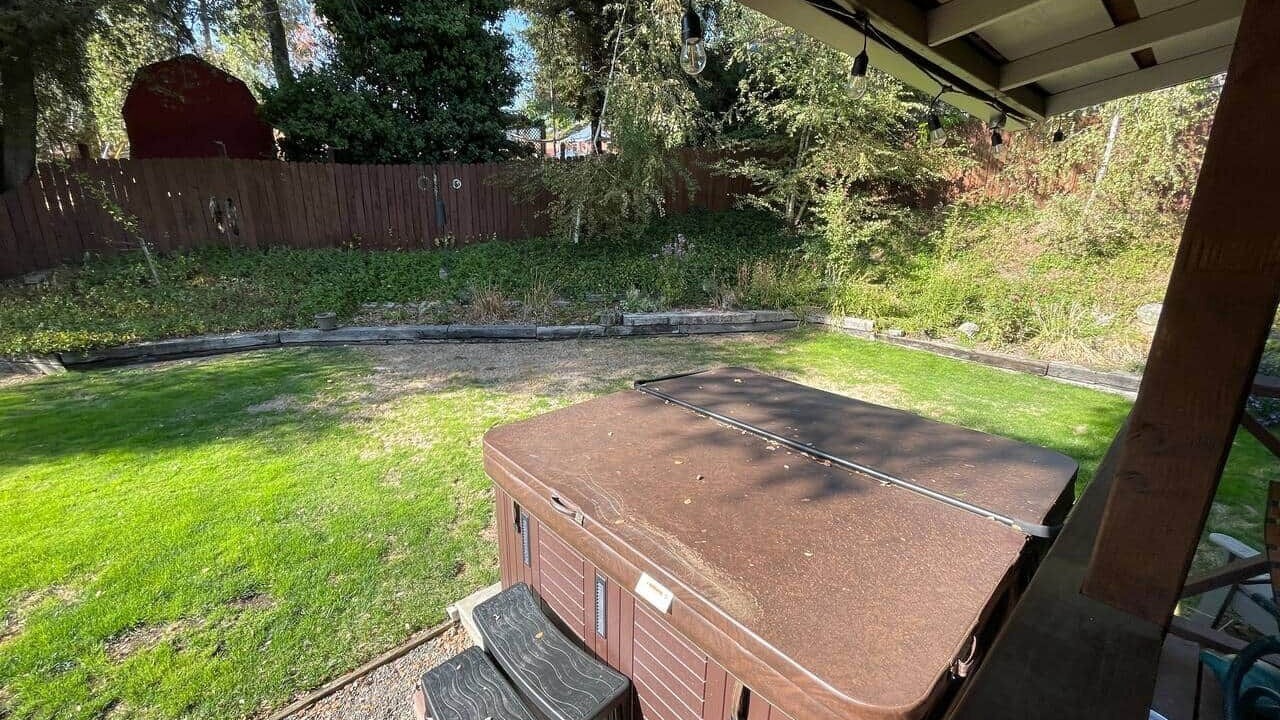 Photo of Patio Balcony in Yosemite Forks