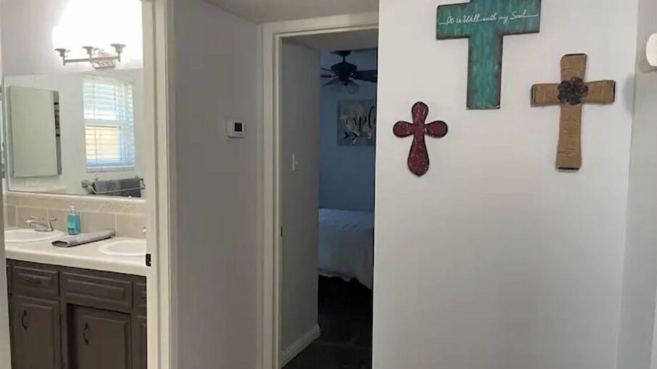 Photo of Bedroom in Greenacres