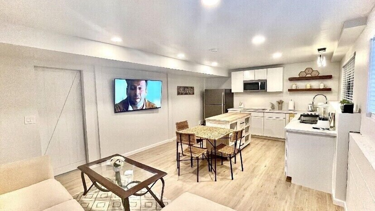 Photo of Livingroom in Prunedale