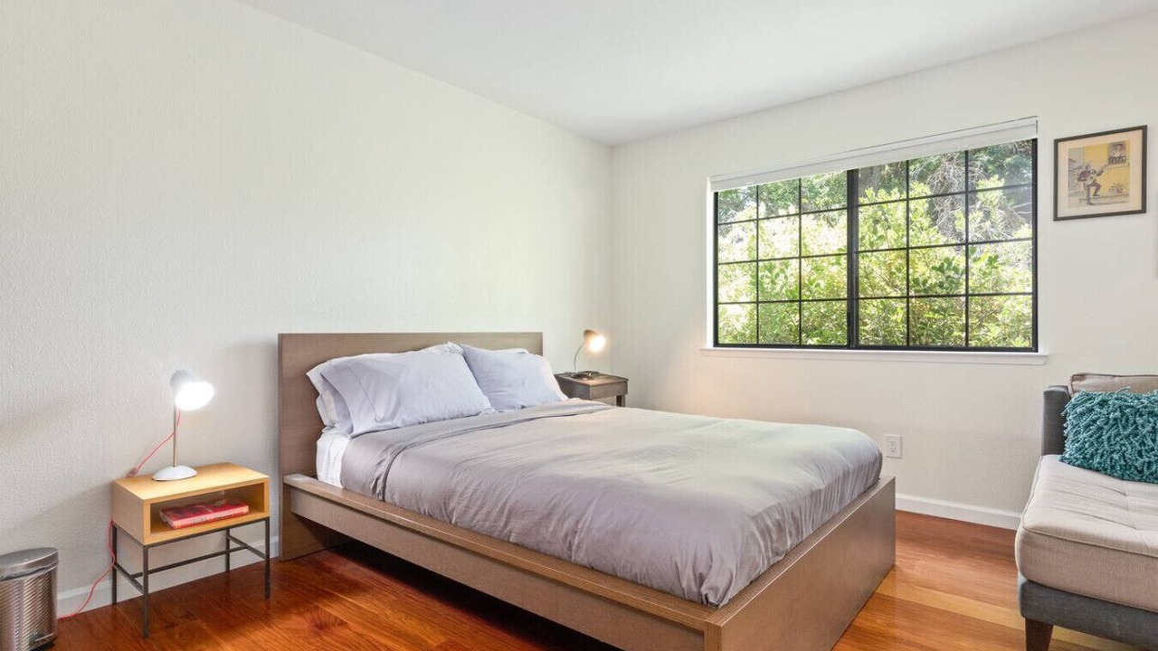 Photo of Bedroom in Templeton