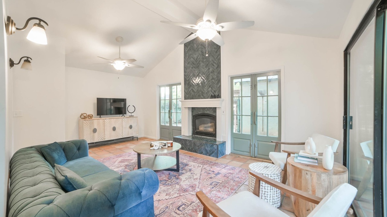 Photo of Livingroom in Raisin