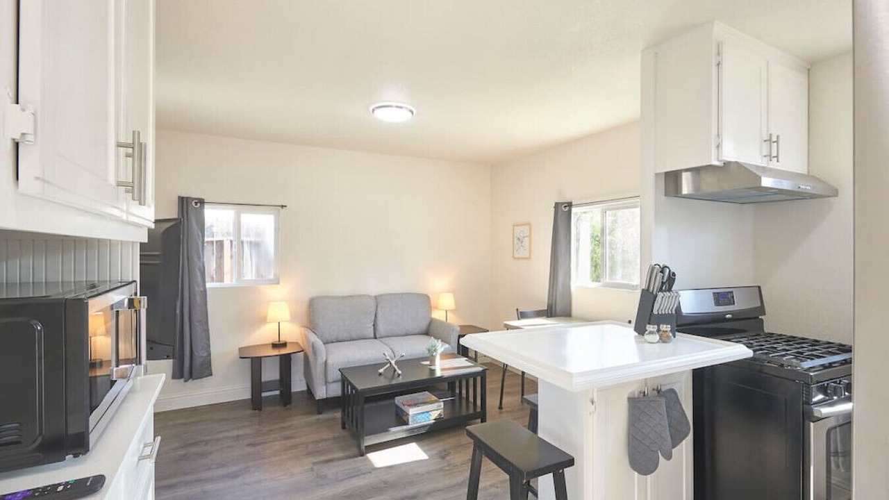 Photo of Bedroom in Raisin