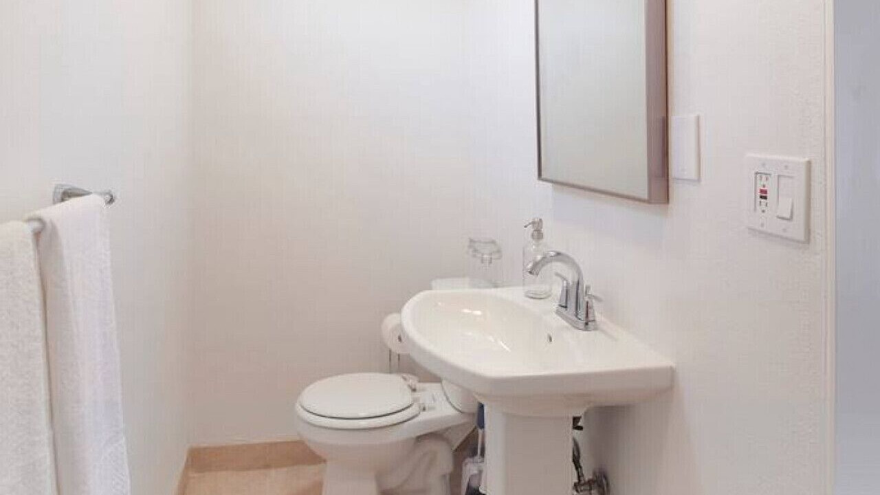 Photo of Bathroom in Tower District
