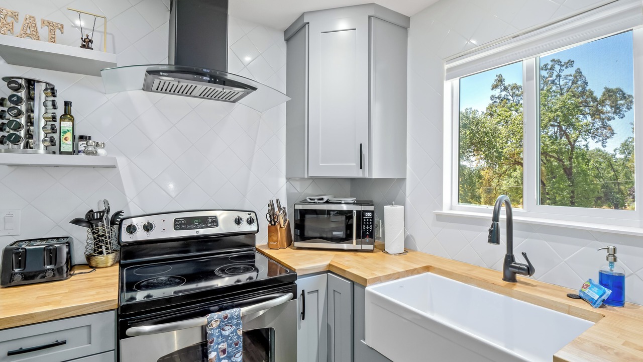 Photo of Kitchen in Oakhurst
