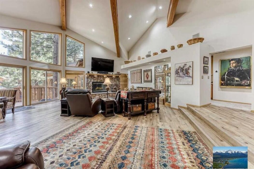 Photo of Livingroom in Galena Forest Estates