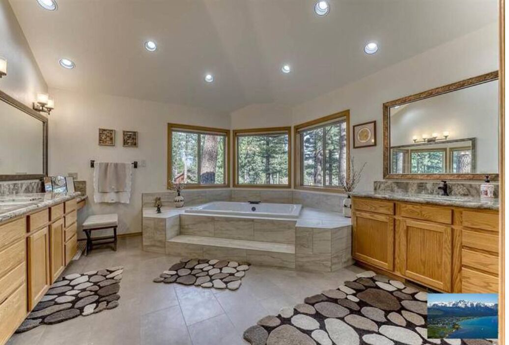 Photo of Bathroom in Galena Forest Estates