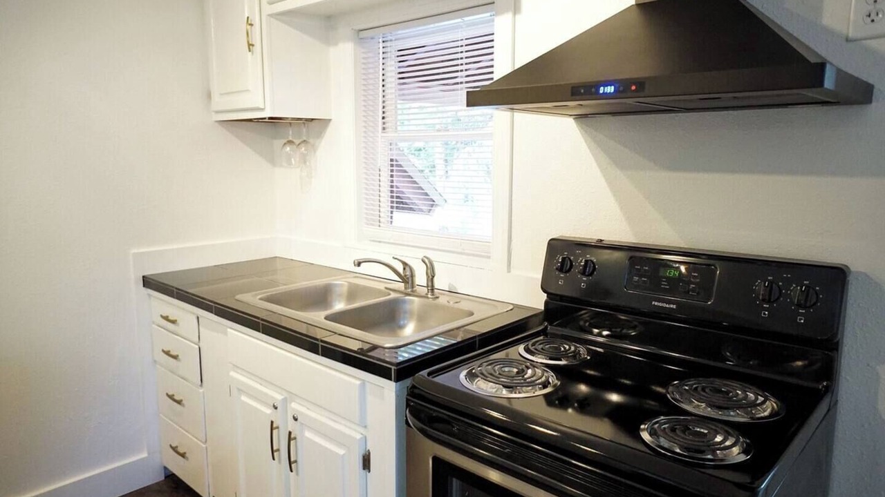 Photo of Kitchen in Shaver Lake