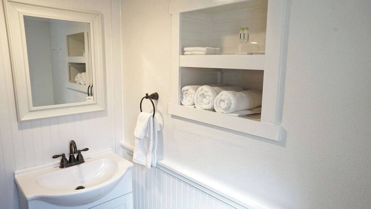 Photo of Bathroom in Shaver Lake